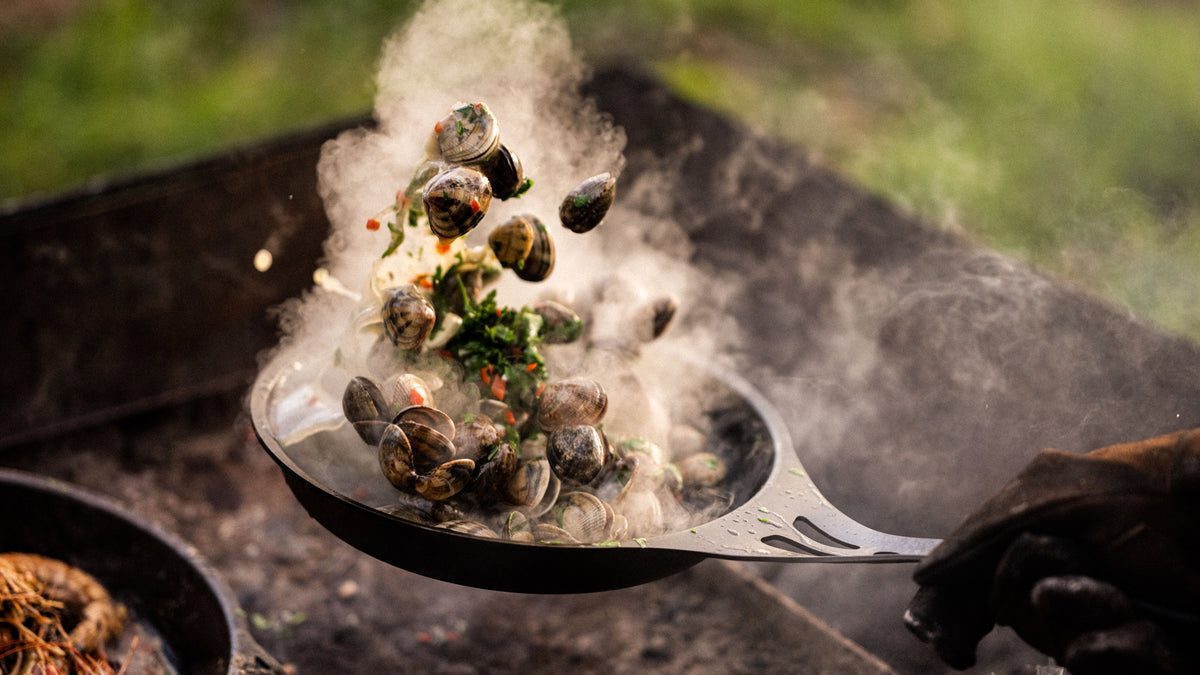 Solidteknics Skillet | Cooking over fire 