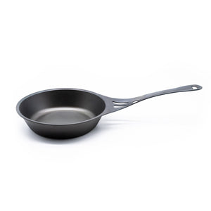 22cm Iron Sauteuse